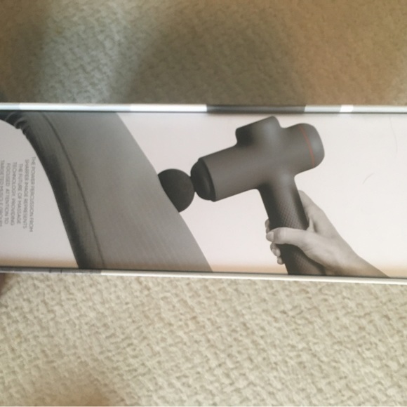Sharper Image Power Percussion Deep Tissue Massager with 6 attachments & Case - Picture 4 of 13